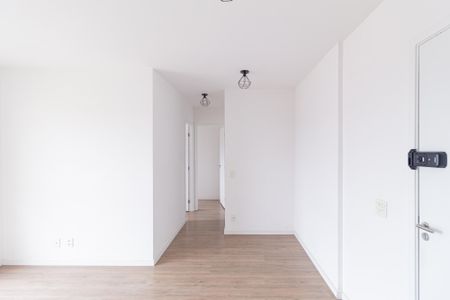 Sala de apartamento para alugar com 2 quartos, 60m² em Jardim das Belezas, Carapicuíba