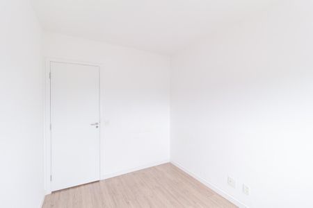 Quarto de apartamento para alugar com 2 quartos, 60m² em Jardim das Belezas, Carapicuíba
