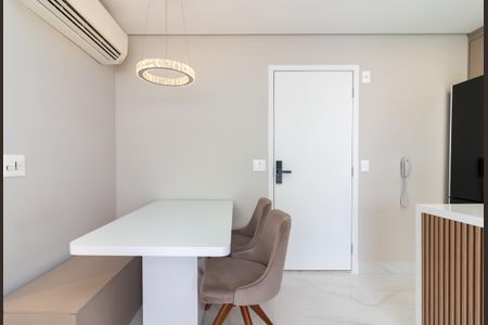 Apartamento para alugar com 60m², 2 quartos e 2 vagasSala de Jantar