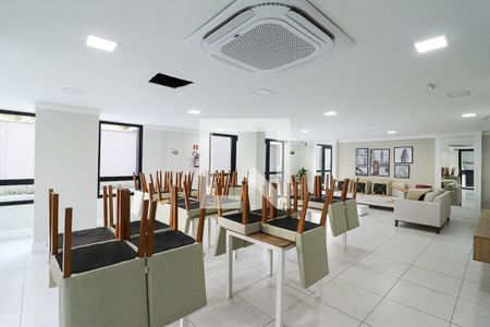 Apartamento para alugar com 60m², 2 quartos e 2 vagasÁrea comum - Salão de festas