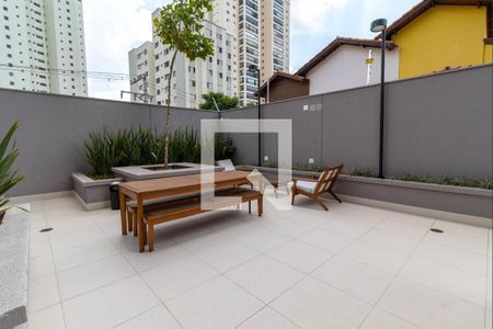 Apartamento para alugar com 60m², 2 quartos e 2 vagasÁrea comum - Churrasqueira