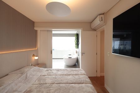 Apartamento à venda com 220m², 2 quartos e 4 vagasQuarto Suíte Master