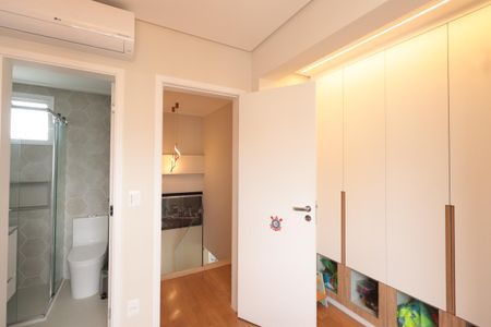 Apartamento à venda com 220m², 2 quartos e 4 vagasQuarto 2 - Suíte
