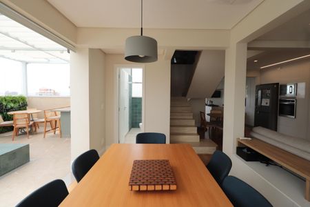 Apartamento à venda com 220m², 2 quartos e 4 vagasSala de Jantar