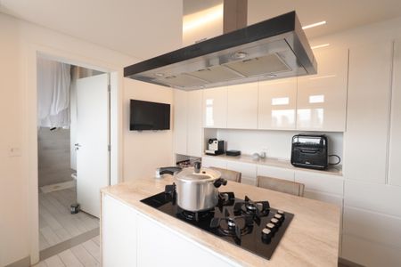 Apartamento à venda com 220m², 2 quartos e 4 vagasCozinha