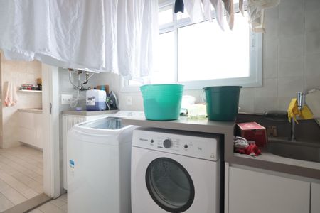 Apartamento à venda com 220m², 2 quartos e 4 vagasÁrea de Serviço