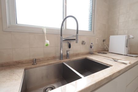 Apartamento à venda com 220m², 2 quartos e 4 vagasCozinha