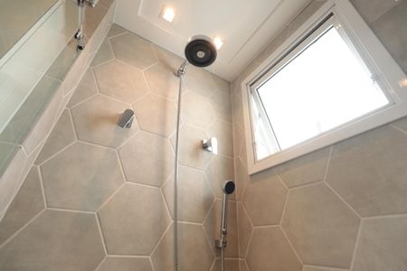 Apartamento à venda com 220m², 2 quartos e 4 vagasBanheiro da Suíte 2