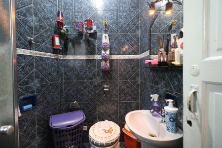 Casa para alugar com 381m², 5 quartos e 12 vagasBanheiro