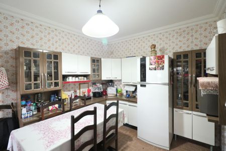 Casa para alugar com 381m², 5 quartos e 12 vagasCozinha