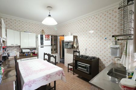 Casa para alugar com 381m², 5 quartos e 12 vagasCozinha