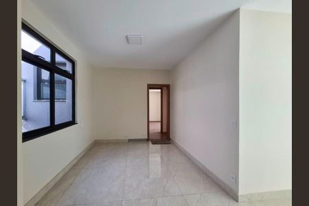 Sala de apartamento para alugar com 2 quartos, 101m² em Prado, Belo Horizonte