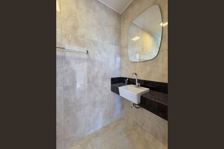 Apartamento para alugar com 101m², 2 quartos e 1 vaga Apartamento para alugar com 101m², 2 quartos e 1 vagaBanheiro da Suíte