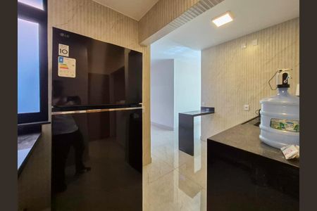 Cozinha de apartamento para alugar com 2 quartos, 101m² em Prado, Belo Horizonte