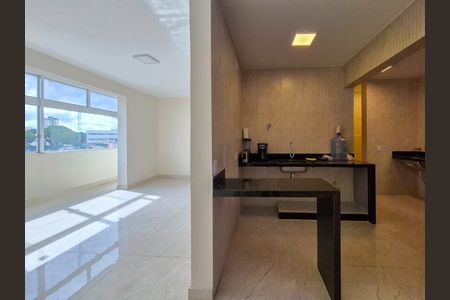 Cozinha de apartamento para alugar com 2 quartos, 101m² em Prado, Belo Horizonte