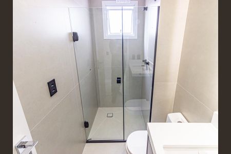 Apartamento à venda com 124m², 3 quartos e 2 vagas Apartamento à venda com 124m², 3 quartos e 2 vagasBanheiro da Suíte