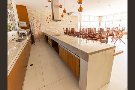 Apartamento à venda com 124m², 3 quartos e 2 vagas Apartamento à venda com 124m², 3 quartos e 2 vagasÁrea comum - Espaço Gourmet