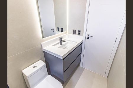 Apartamento à venda com 124m², 3 quartos e 2 vagas Apartamento à venda com 124m², 3 quartos e 2 vagasBanheiro da Suíte