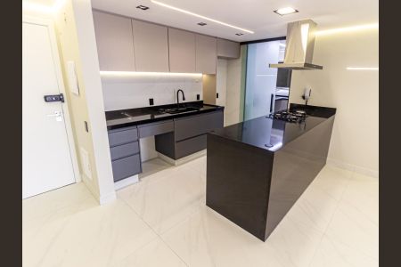 Apartamento à venda com 124m², 3 quartos e 2 vagas Apartamento à venda com 124m², 3 quartos e 2 vagasCozinha