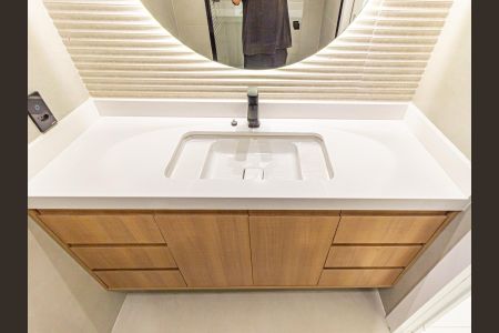 Apartamento à venda com 124m², 3 quartos e 2 vagas Apartamento à venda com 124m², 3 quartos e 2 vagasBanheiro