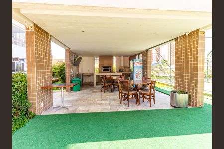 Apartamento à venda com 124m², 3 quartos e 2 vagas Apartamento à venda com 124m², 3 quartos e 2 vagasÁrea comum - Churrasqueira