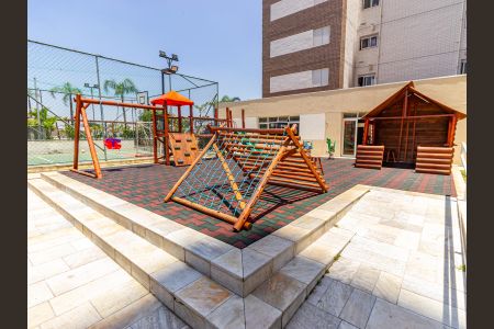 Apartamento à venda com 124m², 3 quartos e 2 vagas Apartamento à venda com 124m², 3 quartos e 2 vagasÁrea comum - Playground