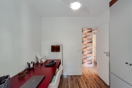 Apartamento à venda com 94m², 3 quartos e 2 vagasQuarto 1