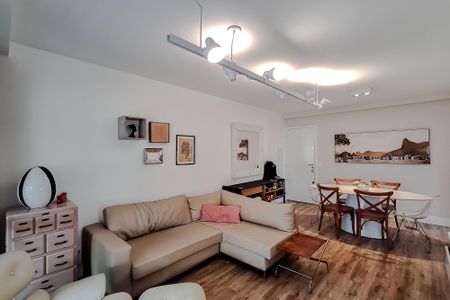 Apartamento à venda com 94m², 3 quartos e 2 vagasSala