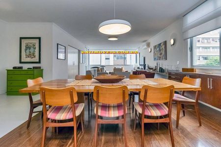 Apartamento à venda com 270m², 3 quartos e 2 vagas