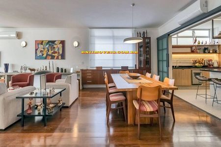 Apartamento à venda com 270m², 3 quartos e 2 vagas