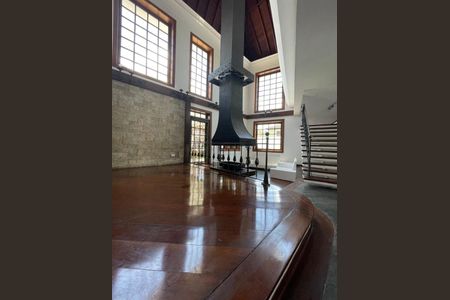 Casa à venda com 4 quartos, 349m² em Jardim Sao Caetano, São Caetano do Sul