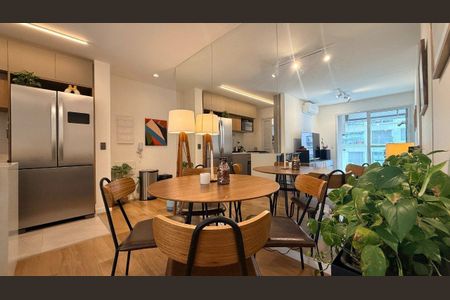 Apartamento à venda com 2 quartos, 69m² em Jardim das Acacias, São Paulo