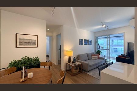 Apartamento à venda com 2 quartos, 69m² em Jardim das Acacias, São Paulo