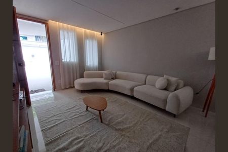 Casa à venda com 3 quartos, 90m² em Vila Carrão, São Paulo