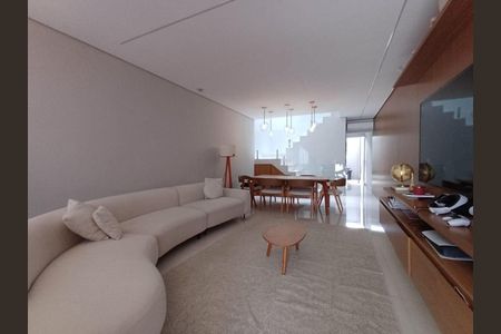 Casa à venda com 3 quartos, 90m² em Vila Carrão, São Paulo