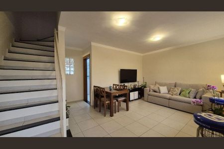 Casa à venda com 2 quartos, 100m² em Jardim Monte Alegre, São Paulo