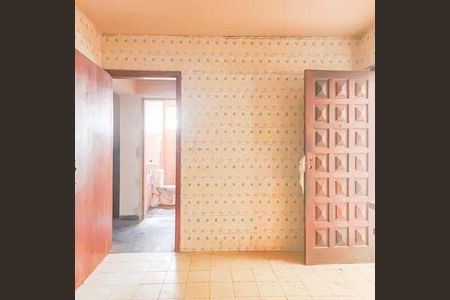 Casa à venda com 4 quartos, 350m² em Rio Pequeno, São Paulo