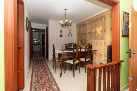 Casa à venda com 4 quartos, 398m² em Vila Ipojuca, São Paulo