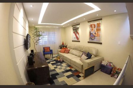 Casa à venda com 3 quartos, 105m² em Jardim Esmeralda, São Paulo