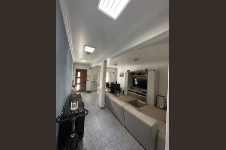 Casa à venda com 3 quartos, 206m² em Vila Mariana, São Paulo