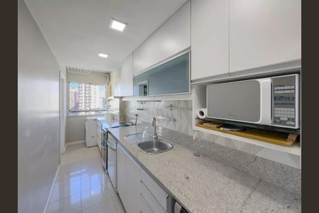 Apartamento à venda com 82m², 2 quartos e 1 vaga