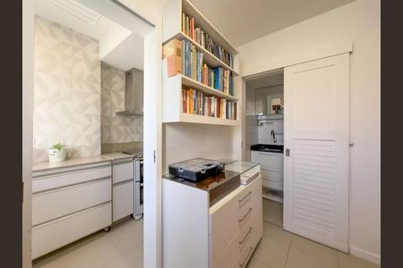 Apartamento à venda com 82m², 2 quartos e 1 vaga