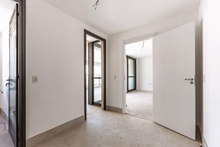 Apartamento à venda com 156m², 3 quartos e 2 vagas