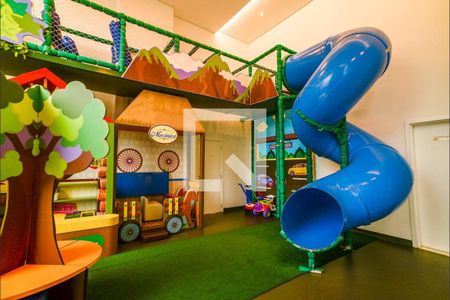 Apartamento à venda com 228m², 4 quartos e 4 vagasÁrea Comum