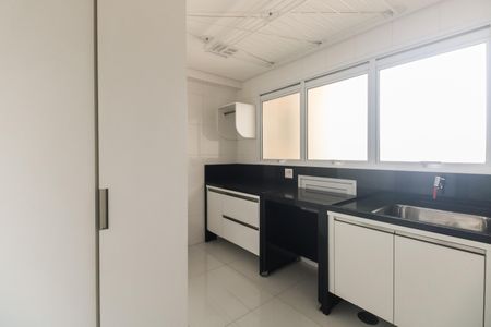 Apartamento à venda com 228m², 4 quartos e 4 vagasÁrea de Serviço