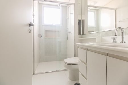 Apartamento à venda com 228m², 4 quartos e 4 vagasBanheiro Suíte 3