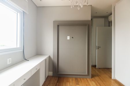 Apartamento à venda com 228m², 4 quartos e 4 vagasSuíte 3