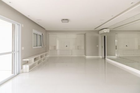 Apartamento à venda com 228m², 4 quartos e 4 vagasSala