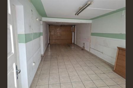 Casa à venda com 240m², 3 quartos e 3 vagas