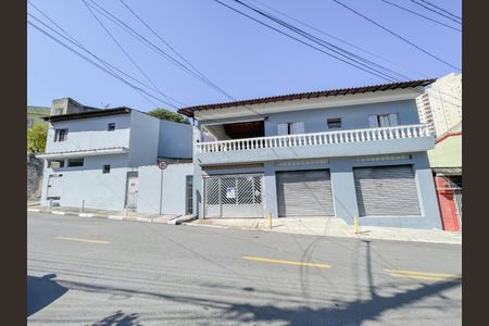 Casa à venda com 556m², 2 quartos e 5 vagasFachada